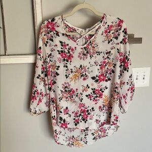 🌺Pink Republic Floral Blouse 🌺